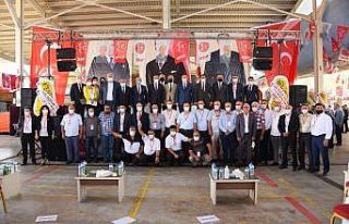 Salihli MHP’de Mehmet Akın güven tazeledi