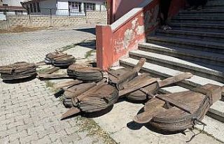 Sandıklı’da okul bodrumundan tarih çıktı