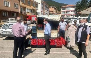 Şaphane pazarında Korona virüs denetimi