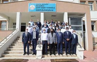 Şehit Hamit Fendoğlu Ortaokulu’na kütüphane...