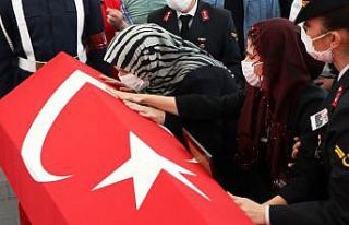 Şehit Yüzbaşı Mahmut Top son yolculuğuna uğurlandı