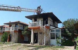 Serik’te villa yangını korkuttu