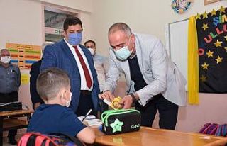 Sertaslan’dan minik öğrencilere ziyaret