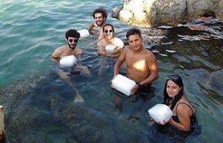 Sıcaklar tavan yaptı tatilciler kucağında buzla...