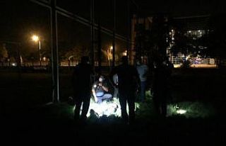 Silahlı yaralama ihbarına giden polis, boş arazide...
