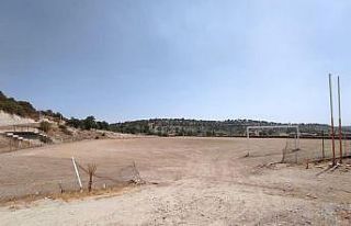 Simav’a üçüncü futbol sahası