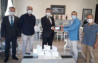 “Sınıf Tam Öğretmenim” kampanyasına destek...