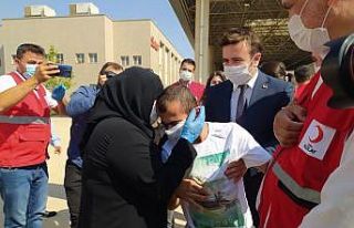 Sınırda duygulandıran kavuşma