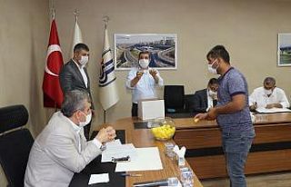 Şoför adayları kura çekti