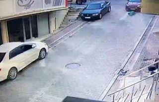 Sokakta oynayan çocuk arabanın altında kaldı