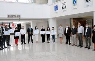 Sosyal mesafeli ruhsat töreni