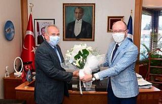 Sporun başarılı ismi Dr. Öğütveren’e anlamlı...