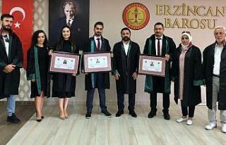 Stajyer avukatlar ruhsatnamelerini aldılar