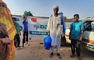 Sudanlı sel mağdurlarına yardım eli