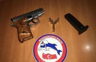 Şüphe üzerine durdurulan araçlarda ruhsatsız...