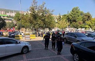 Suriyeli iki grup kavga etti, 4 ağır yaralı