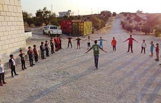 Suriyeli yetimlerin yüzü gülüyor