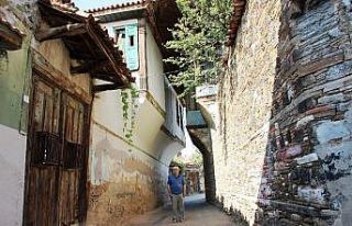 Tarihi Kula evleri yok olma tehlikesiyle karşı karşıya