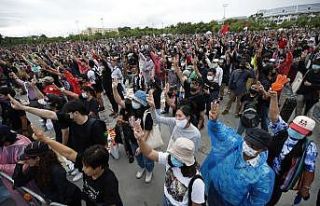 Tayland’da monarşi karşıtı protestolar bugün...