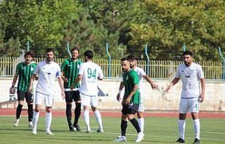 TFF 2. Lig: 1922 Konyaspor: 0 - Sakaryaspor: 1