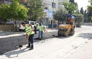 Toroslar’da asfalt çalışmaları devam ediyor