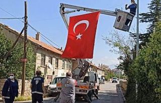 Trafik kazasında şehit olan polisin ailesine acı...