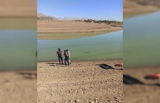 Tufanbeyli’de gölette ceset bulundu