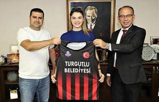 Turgutlu Belediyespor Basketbol Takımına yeni kaptan...