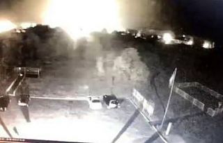 Ukrayna’da askeri uçağın düşme anına ait görüntüler...