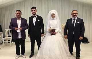 Ünlü türkücü Mahmut Tuncer pandemi kurallarına...