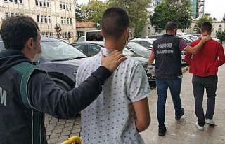 Uyuşturucu ticaretine 2 tutuklama, 2 adli kontrol