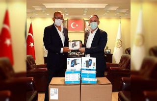 Uzaktan eğitime tablet desteği sürüyor