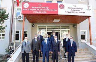 Vali Çuhadar, Aile, Çalışma ve Sosyal Hizmetler...