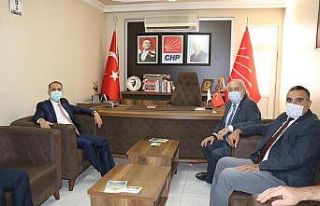 Vali Çuhadar’dan CHP’ye ziyaret