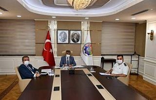 Vali Gürel Bakan Soylu başkanlığındaki toplantıya...