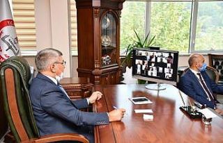 Vali Gürel, VKS üzerinden Zümre Kurul Toplantısı’na...