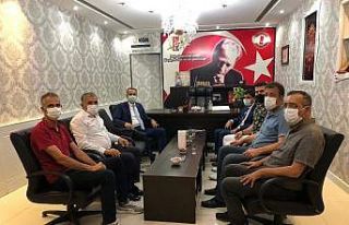 Vali Mahmut Çuhadar gazeteciler ile bir araya geldi