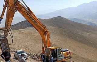 Van Büyükşehir Belediyesi bin 650 kilometre arazi...