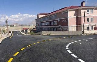 Van Büyükşehir, Gürpınar’da 13,5 kilometrelik...