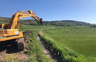 Van’da 483 kilometre sulama kanalı temizledi