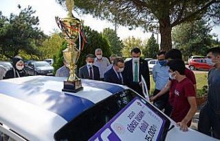 ’Verd-e’ye rektörden yakın ilgi