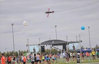 Vodafone İstanbul Yarı Maratonu’nda Red Bull Sky...