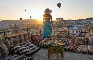 Yabancı turist için geliştirilen uygulama turizme...