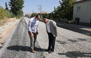 Yahyalı’da kırsal mahallelerin yolları yapılıyor