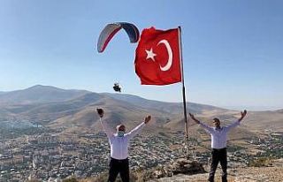Yahyalı’da yamaç paraşütü heyecanı