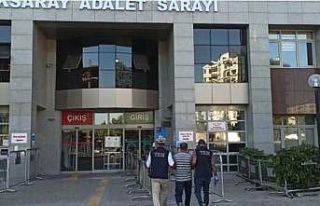 Yakalama kararı olan FETÖ/PDY üyesi öğretmen...