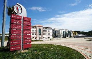 Yalova Üniversitesi güz dönemini uzaktan eğitimle...