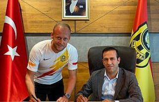Yeni Malatyaspor, Semih Kaya’yı renklerine bağladı