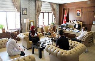 YKS sınavında başarılı olan öğrencilerden Milli...