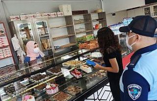 Zabıta pazaryerinde Korona virüs denetimi yaptı